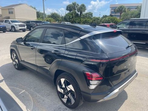 Used 2024 Hyundai Kona Limited FWD image 5