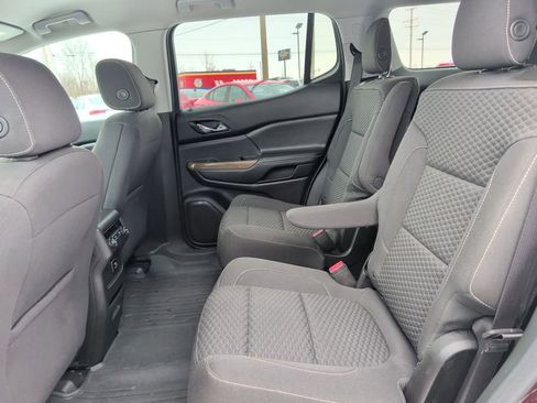 Used 2018 GMC Acadia SLE w/ LPO, Floor Liner Package image 19