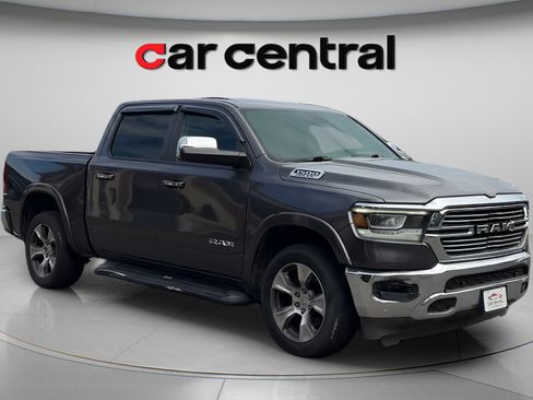 Used 2020 RAM 1500 Laramie AWD/4WD image 7