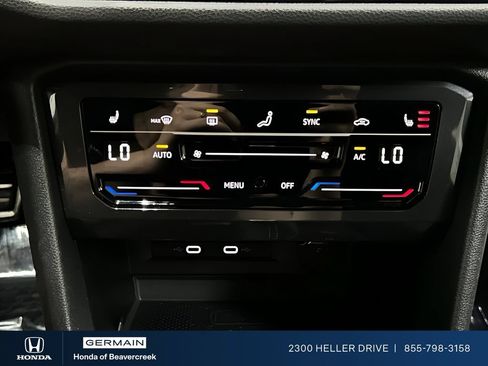 Used 2022 Volkswagen Tiguan SE R-Line FWD image 20