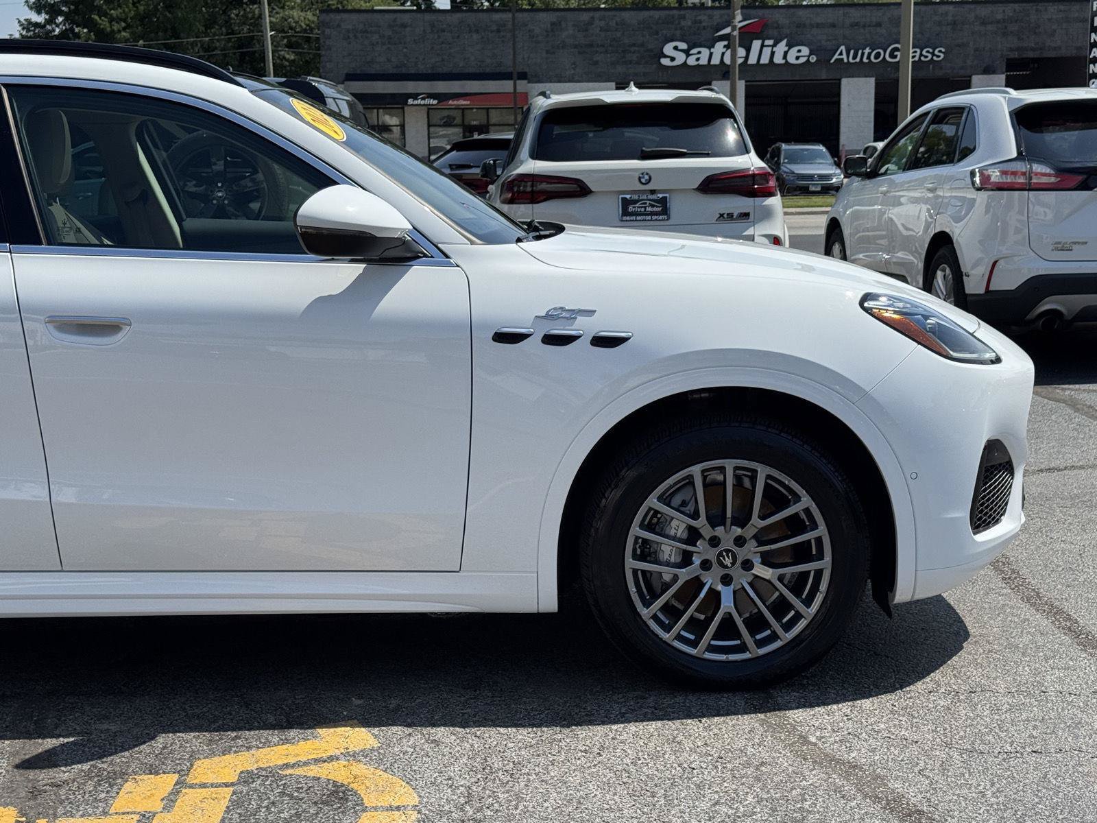 Used 2023 Maserati Grecale GT AWD/4WD image 13