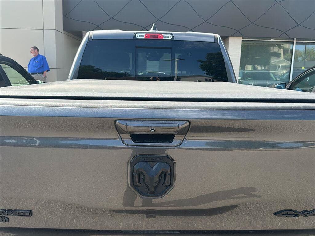 Used 2021 RAM 1500 Laramie AWD/4WD image 10