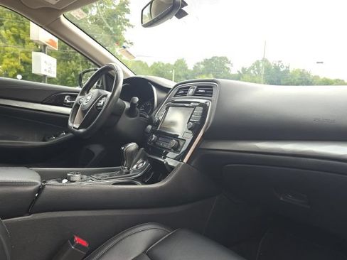 Used 2017 Nissan Maxima 3.5 SV FWD image 17
