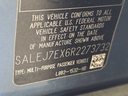 Certified 2024 Land Rover Defender 110 S AWD/4WD image 36