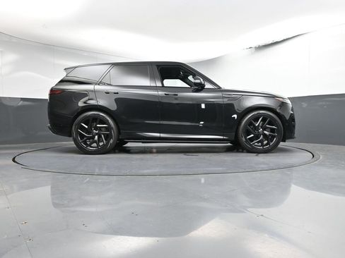 New 2025 Land Rover Range Rover Sport Dynamic SE image 30