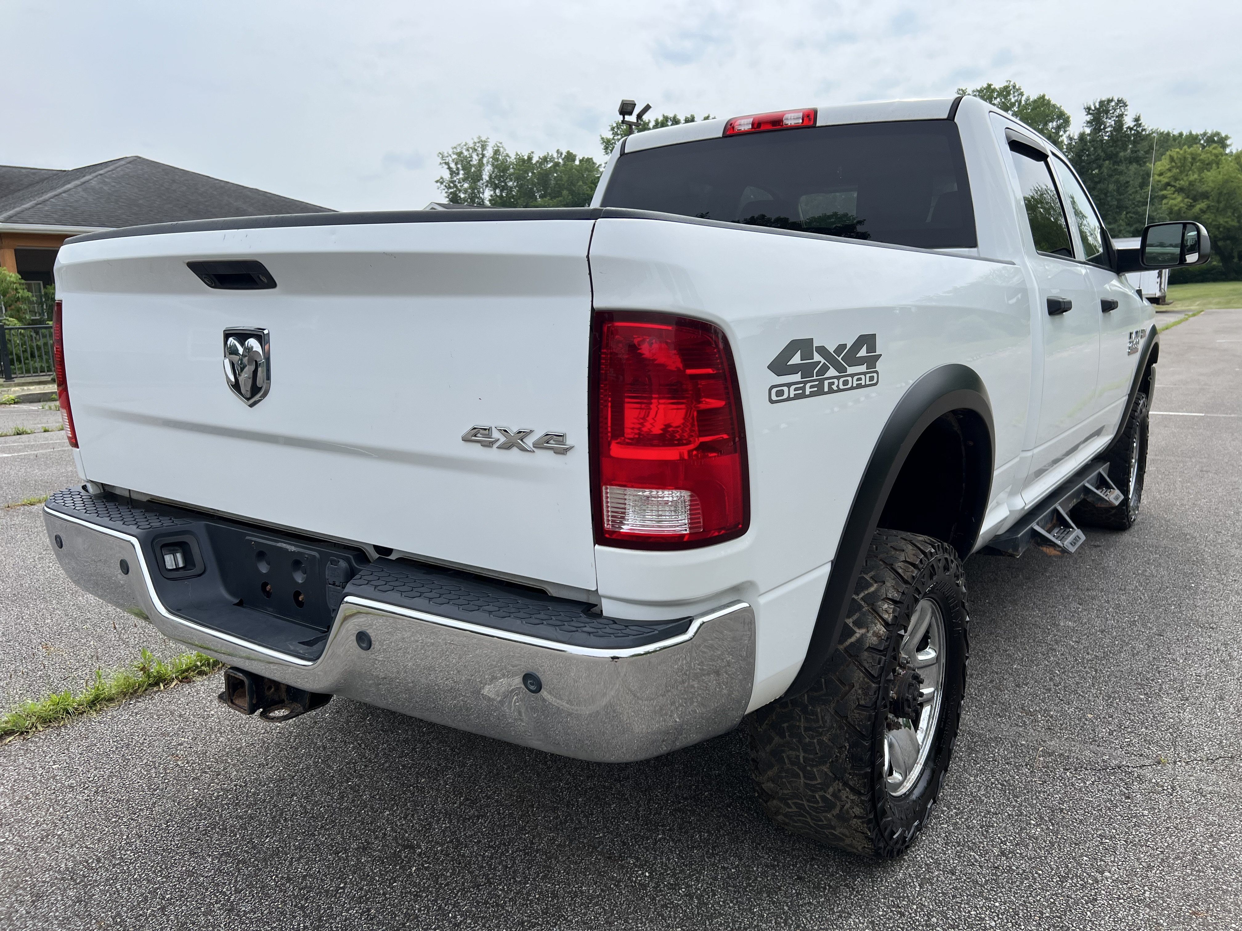 Used 2018 RAM 2500 Tradesman w/ Chrome Appearance Group AWD/4WD image 7
