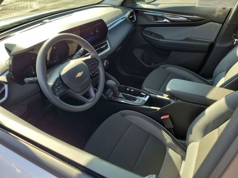 Used 2026 Chevrolet TrailBlazer LT w/ Driver Confidence Package image 10