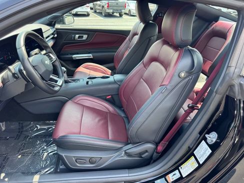 Used 2025 Ford Mustang GT Premium RWD image 21