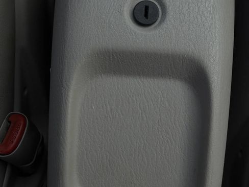 Used 2007 Dodge Grand Caravan SXT FWD image 37