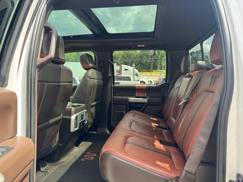 Used 2018 Ford F150 King Ranch w/ Equipment Group 601A Luxury AWD/4WD image 14