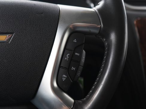 Used 2013 Chevrolet Traverse LT AWD/4WD image 26