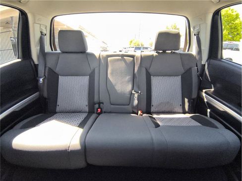 Used 2015 Toyota Tundra SR5 w/ TRD Off Road Package AWD/4WD image 8
