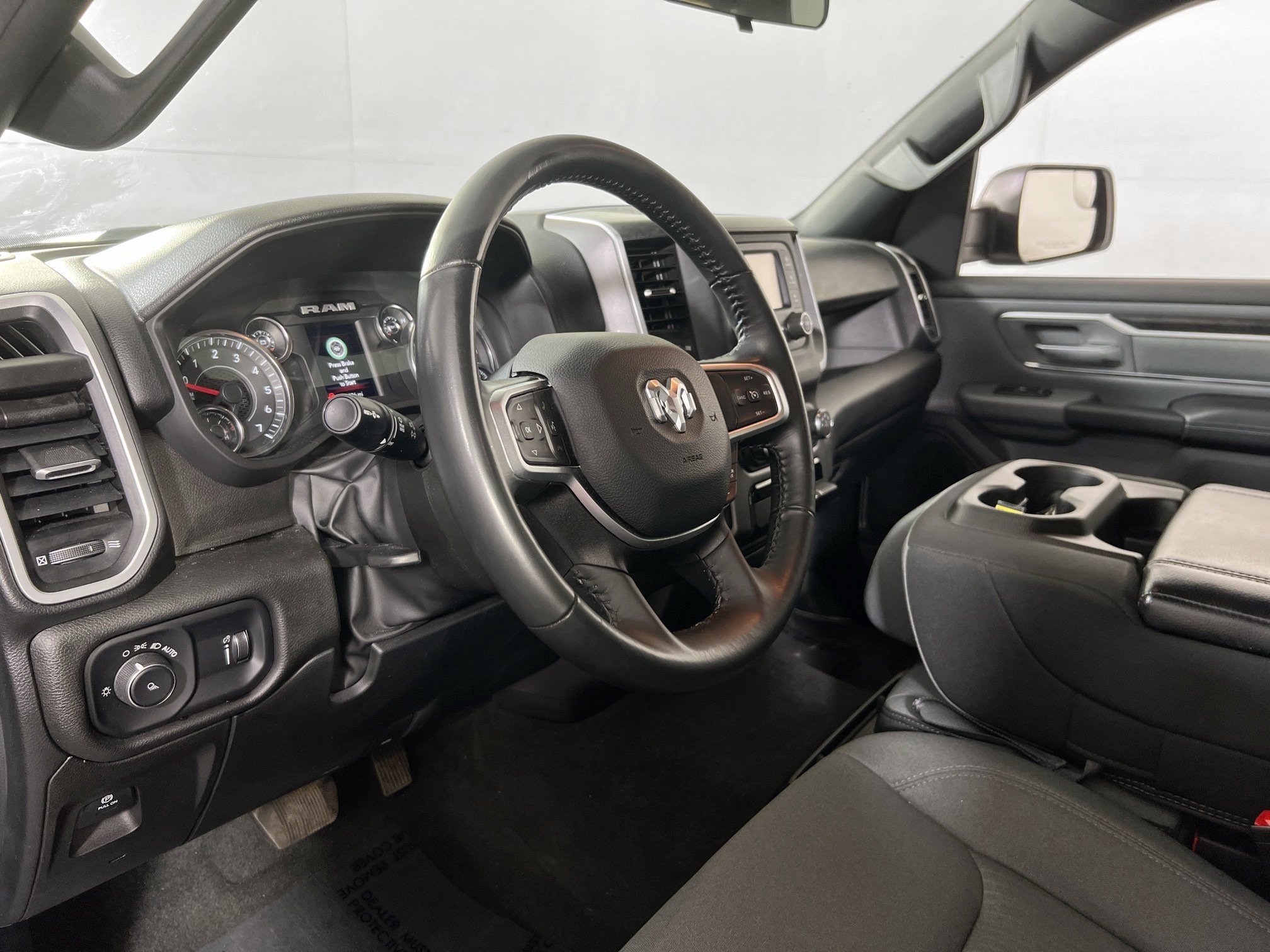 Used 2023 RAM 1500 Lone Star AWD/4WD image 9