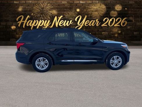 Used 2021 Ford Explorer XLT image 7