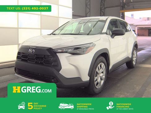 Used 2026 Toyota Corolla Cross L FWD image 1