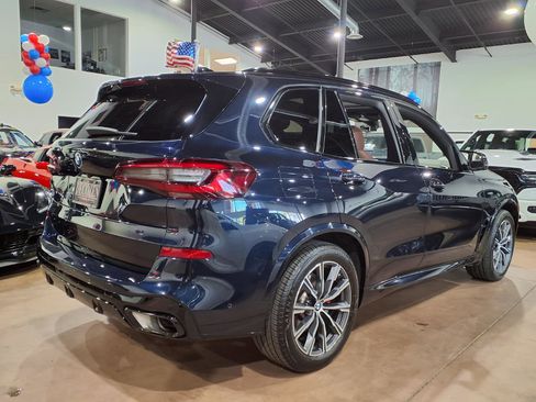 Used 2023 BMW X5 xDrive40i w/ M Sport Package AWD/4WD image 6