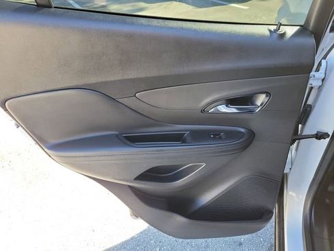 Used 2020 Buick Encore Preferred w/ Safety Package image 11