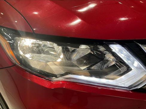 Used 2017 Nissan Rogue S AWD/4WD image 31