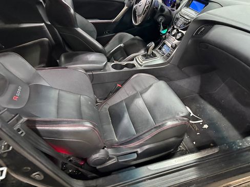 Used 2014 Hyundai Genesis 2.0T image 6