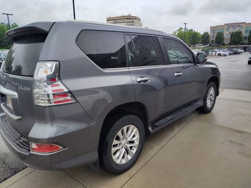 Used 2023 Lexus GX 460 Premium w/ Premium Plus Package AWD/4WD image 3