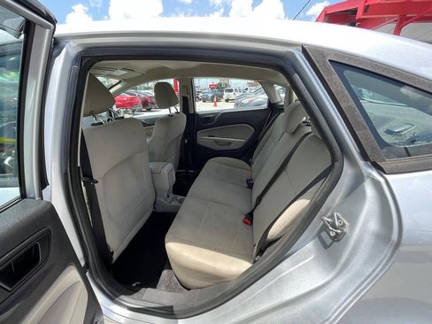Used 2019 Ford Fiesta SE FWD image 6