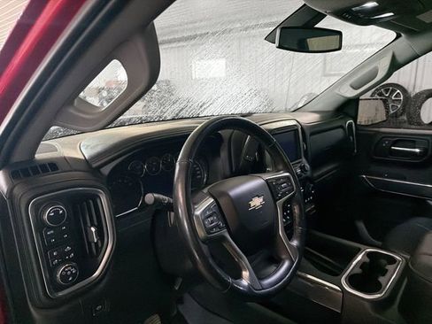 Used 2019 Chevrolet Silverado 1500 LTZ w/ LTZ Convenience Package AWD/4WD image 8