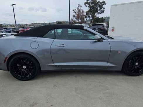Used 2019 Chevrolet Camaro LT RWD image 9