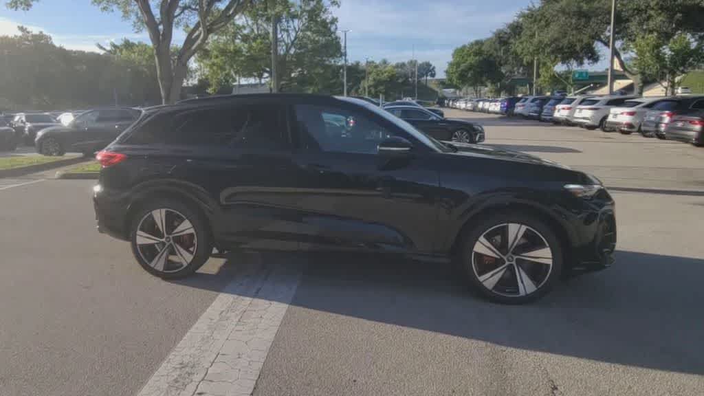 New 2026 Audi SQ5 Premium Plus AWD/4WD image 9