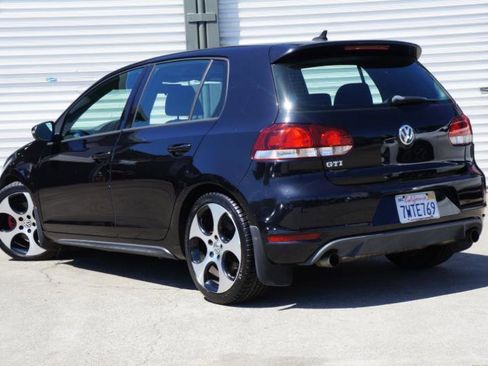 Used 2011 Volkswagen Golf 4-Door image 39