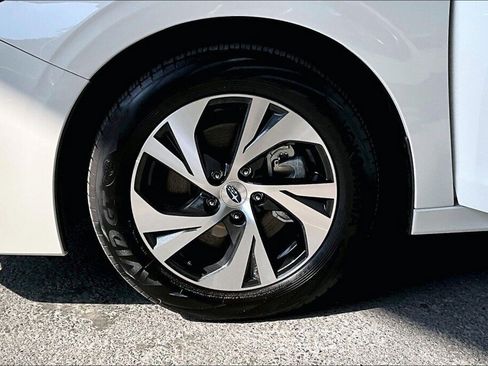 Certified 2025 Subaru Legacy Premium AWD/4WD image 16