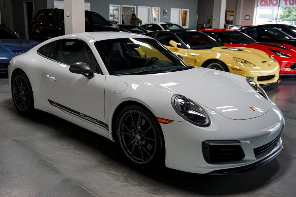 Used 2018 Porsche 911 Carrera image 4