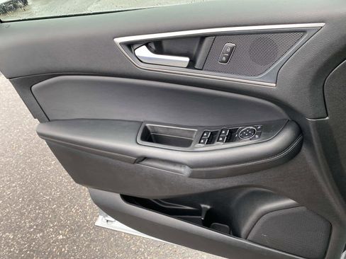 Used 2024 Ford Edge SEL image 20