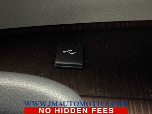 Used 2021 Toyota Sienna XLE AWD/4WD image 42