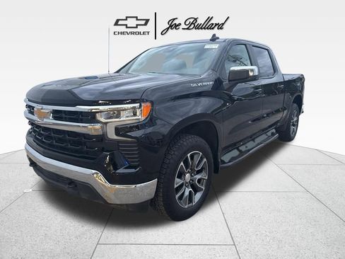 Used 2024 Chevrolet Silverado 1500 LT image 1