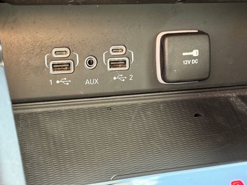 Used 2024 Jeep Grand Cherokee Altitude AWD/4WD image 26