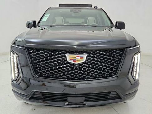Used 2025 Cadillac Escalade Sport Platinum w/ LPO, Floor Liner Package image 13
