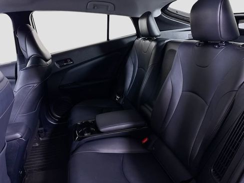 Used 2018 Toyota Prius Prime Advanced image 24