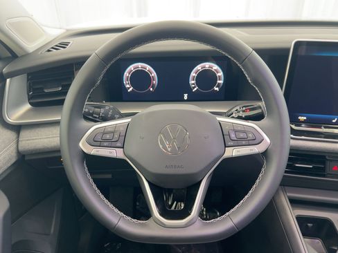 New 2026 Volkswagen Tiguan S AWD/4WD image 17