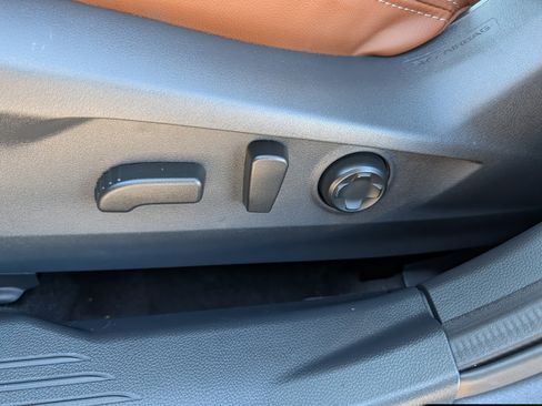 Certified 2025 Subaru Outback Touring w/ Popular Package #2 image 23