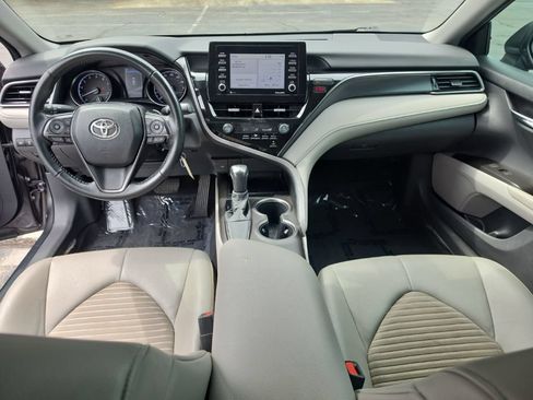 Used 2021 Toyota Camry SE FWD image 14