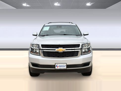 Used 2019 Chevrolet Suburban LT RWD image 6