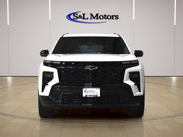 Used 2024 Chevrolet Traverse RS w/ LPO, Floor Liner Package AWD/4WD image 2