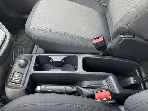 Used 2020 Ford Transit Connect XL FWD image 25