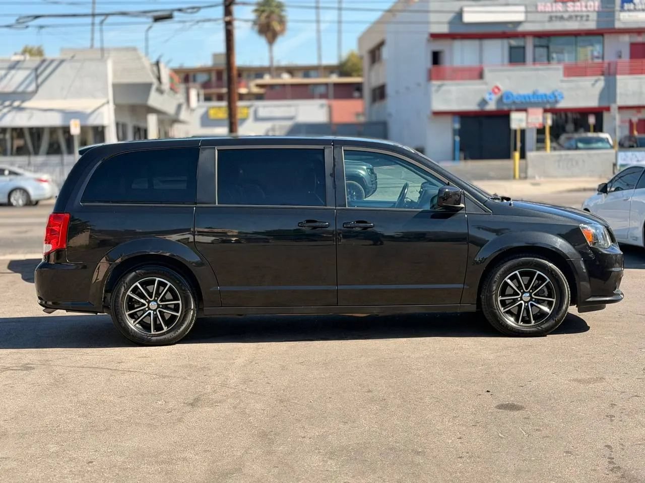Used 2018 Dodge Grand Caravan GT FWD image 22