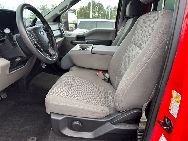 Used 2017 Ford F250 XLT w/ XLT Value Package AWD/4WD image 9