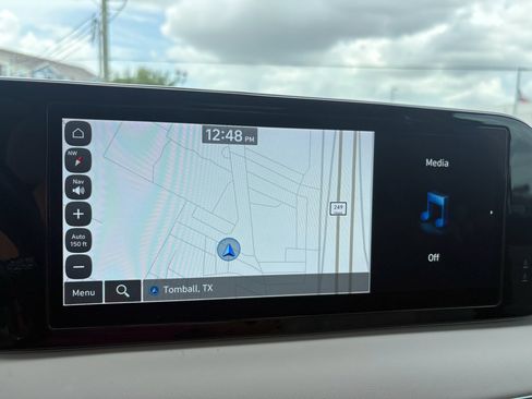 Used 2025 Hyundai Palisade Calligraphy FWD image 16