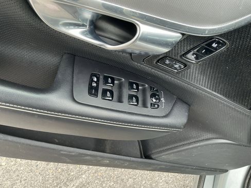 Used 2019 Volvo V90 T5 R-Design w/ Advanced Package image 16