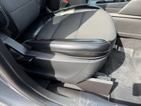 Used 2024 Ford Escape SE w/ Class II Trailer Tow Package image 53