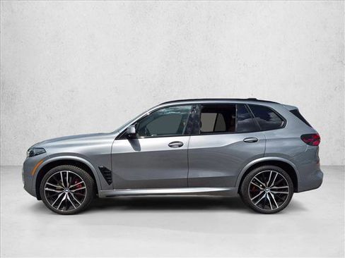 Used 2024 BMW X5 xDrive40i w/ M Sport Package AWD/4WD image 7