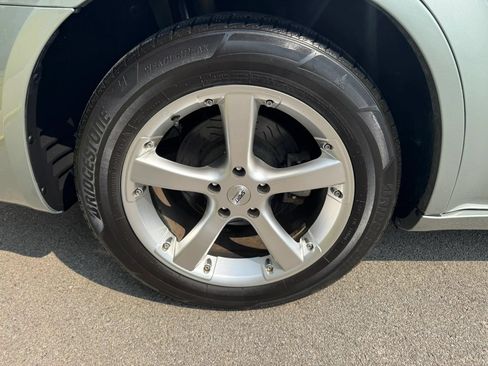 Used 2005 Chrysler 300 C w/ Protection Group II RWD image 26